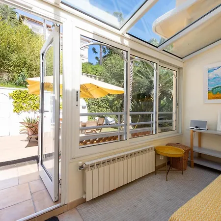 Daire Unique! 2-br With Pool & Rooftop *