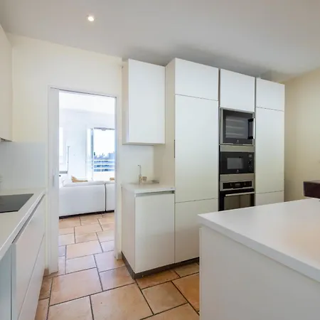 Unique! 2-br With Pool & Rooftop Daire *